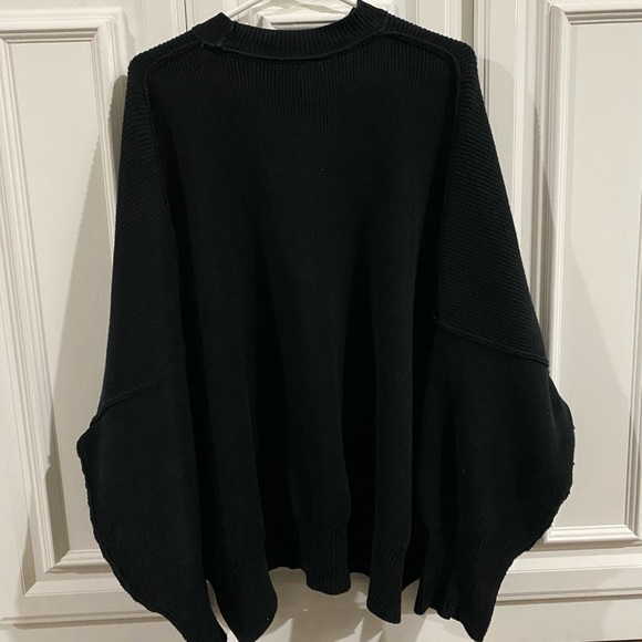 *** SOLD *** Free People Easy Street Tunic Sweater - Picture 7 of 8